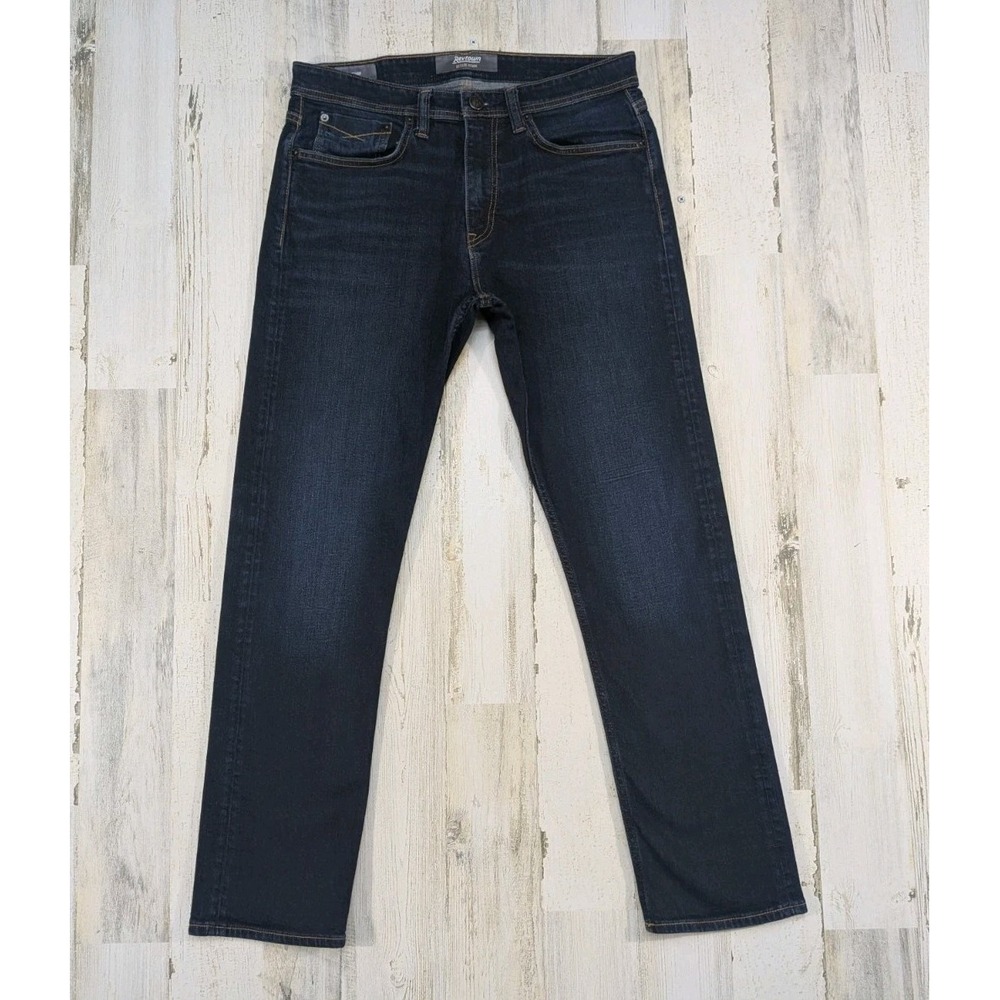 Revtown Jeans Mens Fits 32x30 Stretch Decade Denim Sharp Slim Straight Tag 31x32